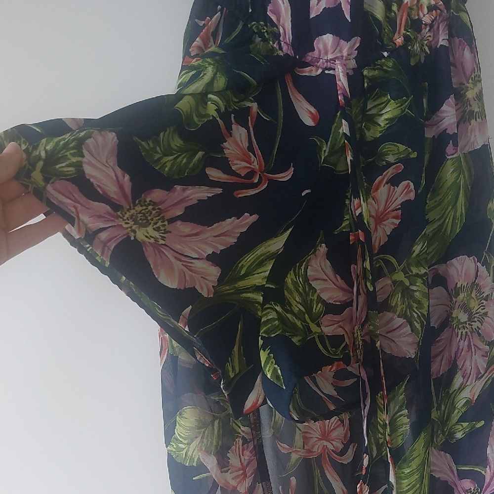 Hi-low Floral Off The Shoulder Dress With Built In Shorts - Picture 4 of 5